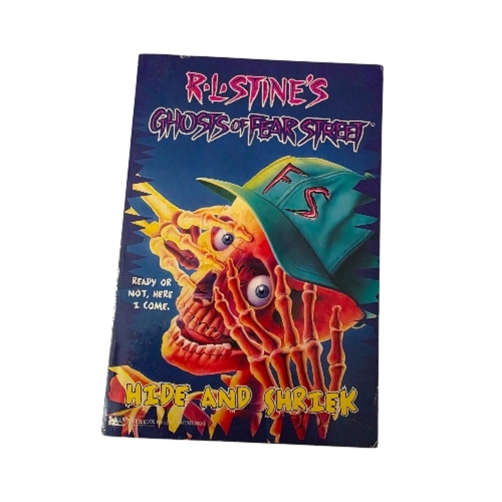 R.L.Stine's Ghosts of Fear Street Book - Hide And Shriek